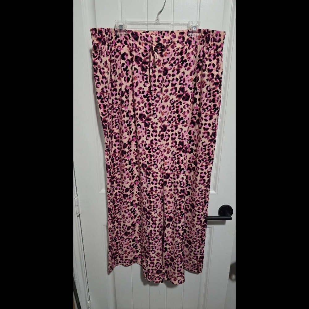 1X 1   Torrid Wide Leg Elastic Waist Palazzo Pant New Pink Leopard Cheetah